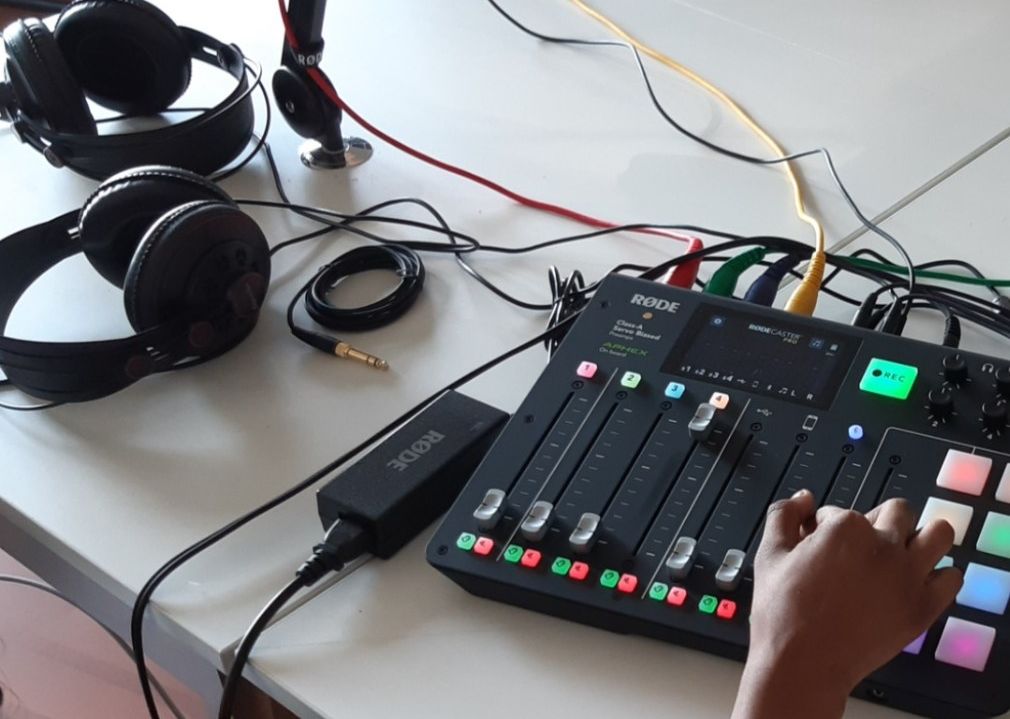 Lire la suite à propos de l’article Playlist des 2FLE – Les élèves partagent leur chanson préférée