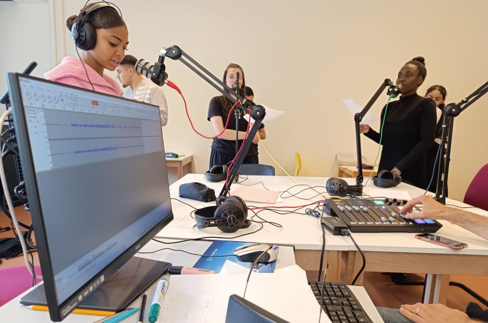 Lire la suite à propos de l’article La classe média réalise son dernier journal radio de l’année