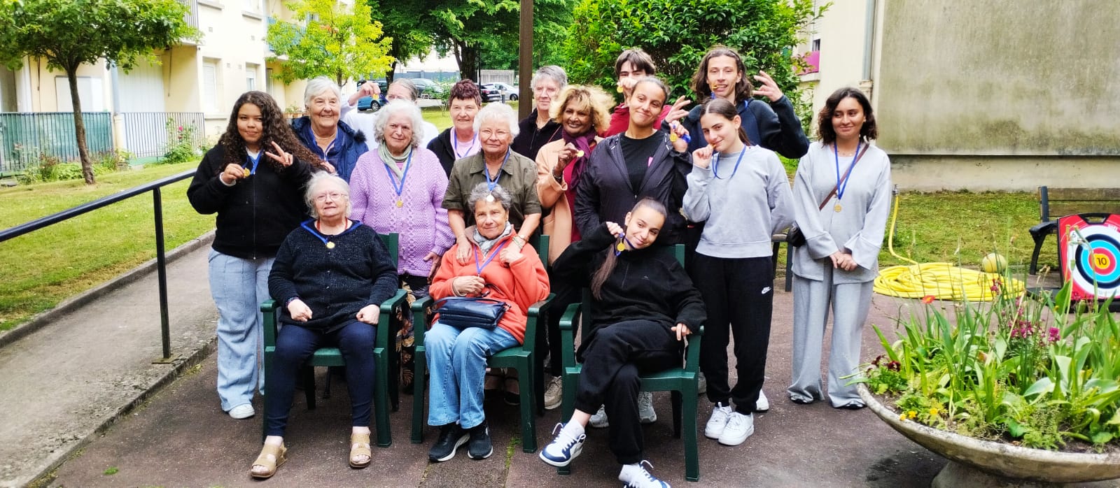 Lire la suite à propos de l’article Olympiades intergénérationnelles à Livry-Gargan : une journée de sport, de liens et d’apprentissages