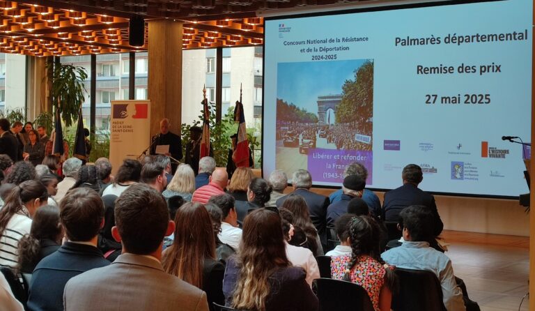 Lire la suite à propos de l’article Prix académique au Concours National de la Résistance et de la Déportation