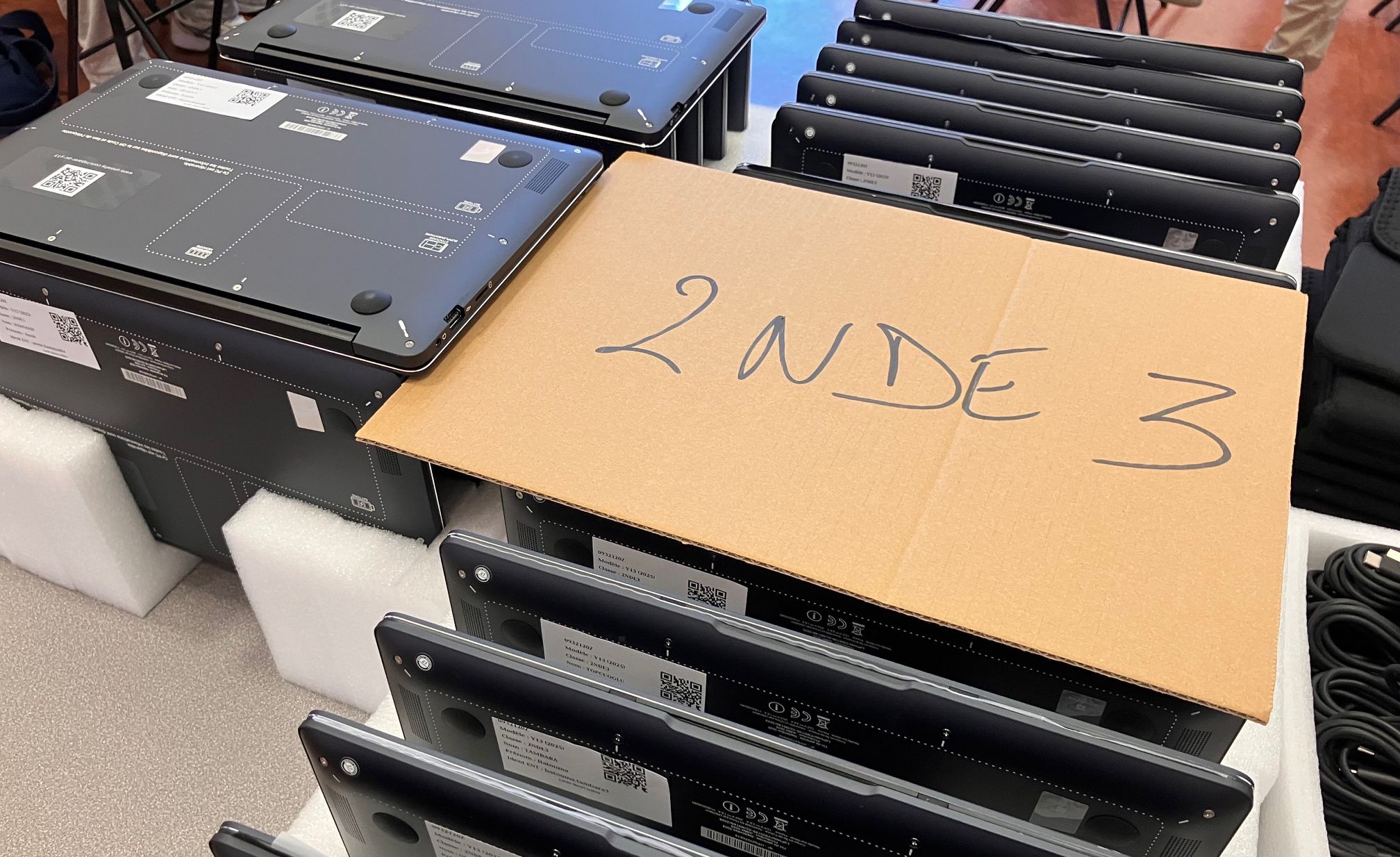Lire la suite à propos de l’article Distribution des ordinateurs de la Région IDF