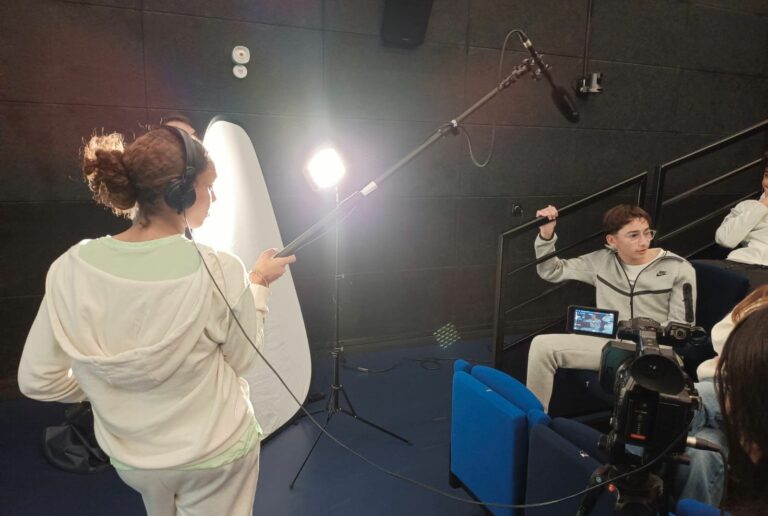 Lire la suite à propos de l’article Silence, ça tourne, action !